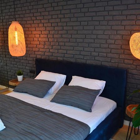 Last Floor Apartment - Krakow City Center Close To Old Town Экстерьер фото
