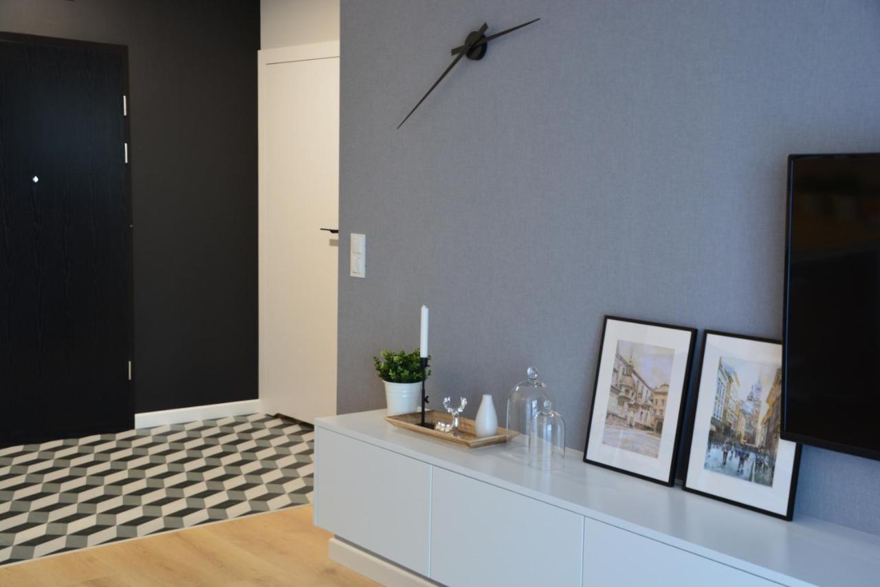 Last Floor Apartment - Krakow City Center Close To Old Town Экстерьер фото