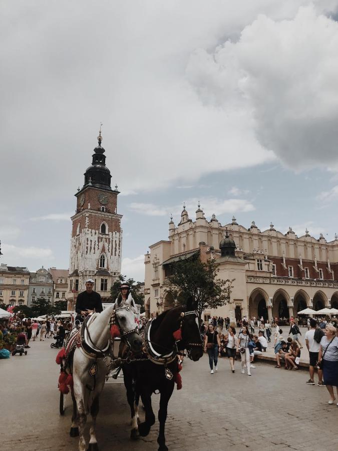 Last Floor Apartment - Krakow City Center Close To Old Town Экстерьер фото